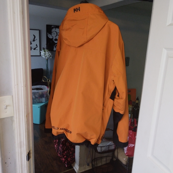 Mens orange Helly Hansen coat no liner - Picture 2 of 2